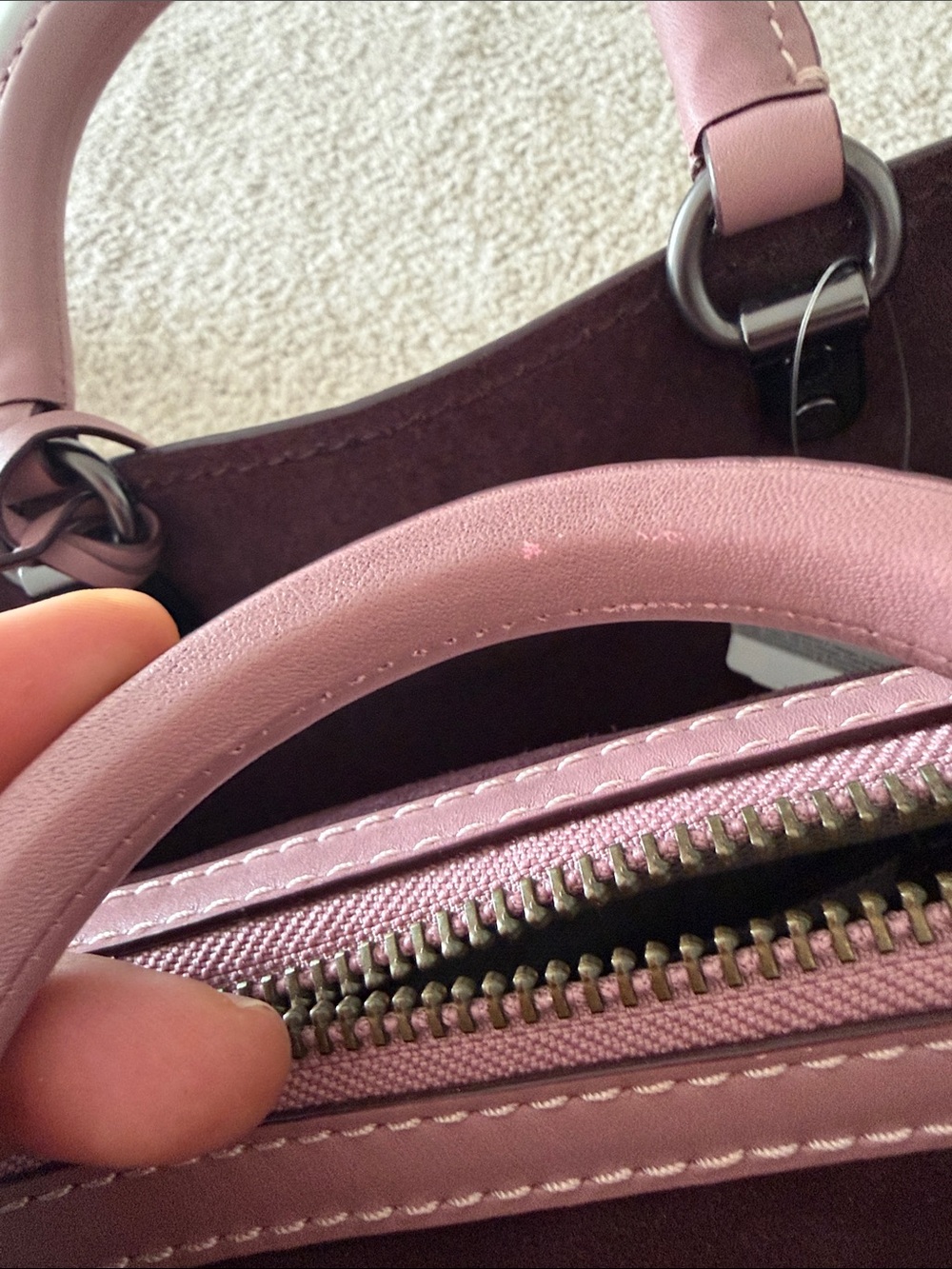 Coach rogue 30 Pebbled Leather suede bag with studs and tea roses - Picture 15 of 16